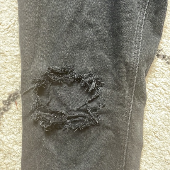 American Eagle Ripped High Waisted Boyfriend Black Denim Jeans - Picture 2 of 8